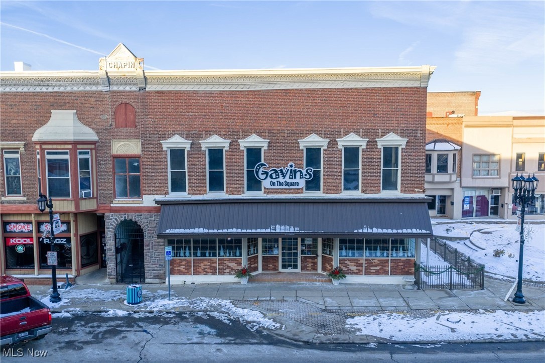 110 S Broadway Street
