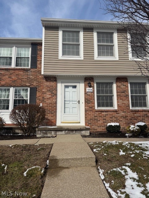 Chestnut Commons Condo - Residential