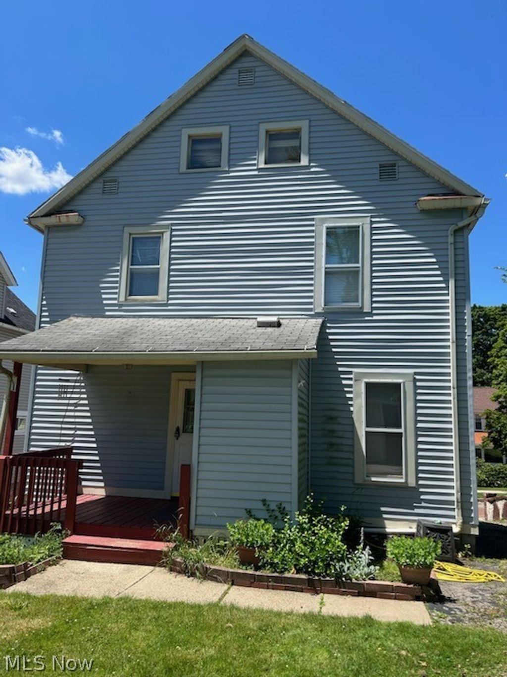 Photo of 2121 10th Street, Akron, OH 44314 (MLS # 5221150)