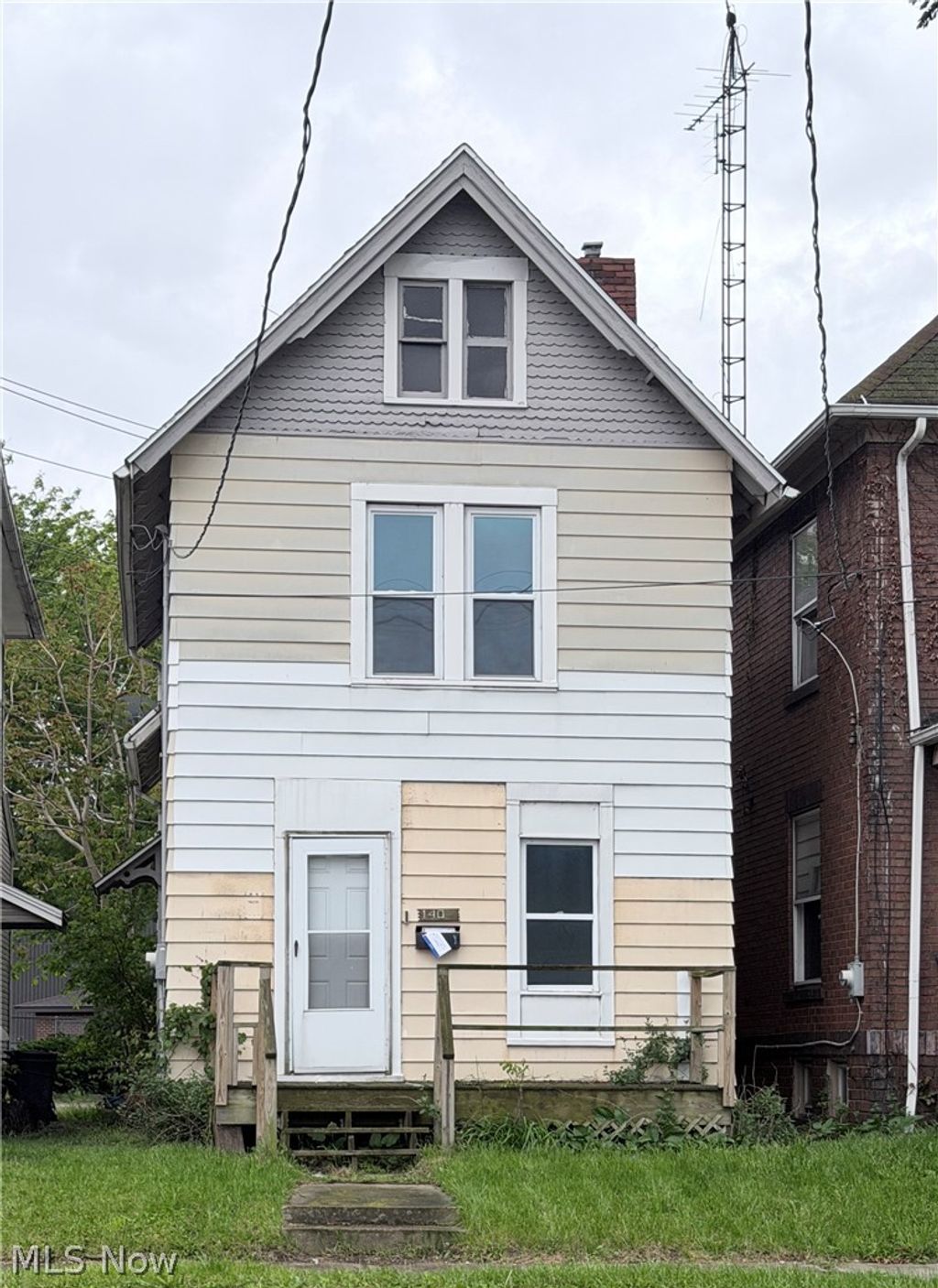 Photo of 1406 6th Street SW, Canton, OH 44707 (MLS # 5212331)