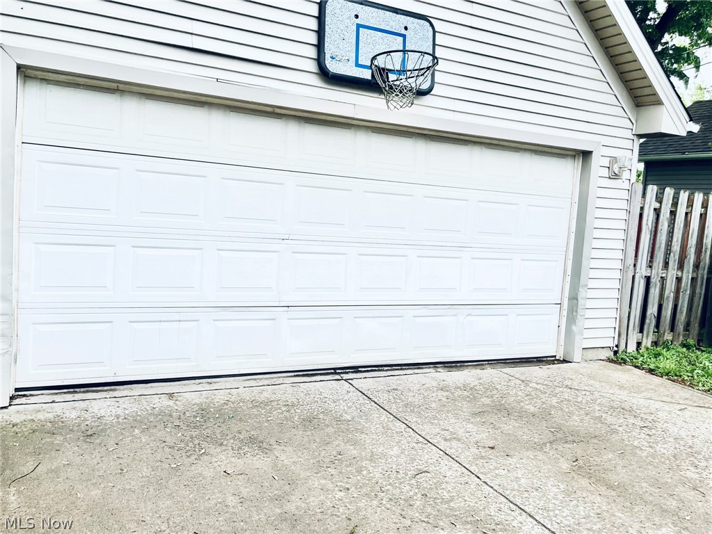 James M Hoyts - Residential