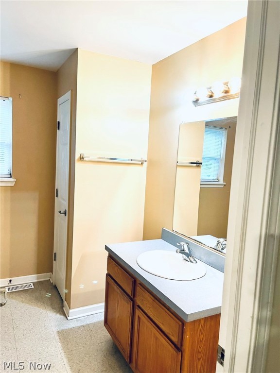 James M Hoyts - Residential