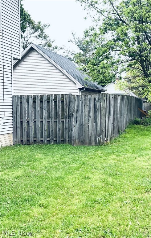 James M Hoyts - Residential