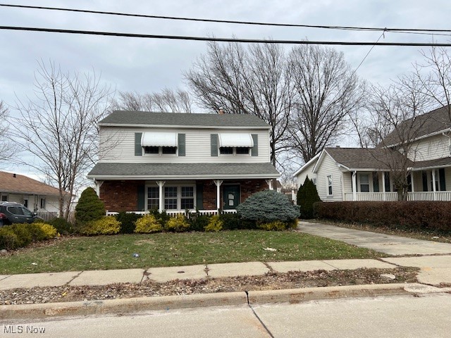 Don't miss out on this nice home. Living room and family rooms both have fireplaces. Plus there is a front open porch plus an enclosed rear porch. Updated kitchen. Nice yard. All this and close to everything you need! Pre approved short sale. Selling as is. Quick response on offers.