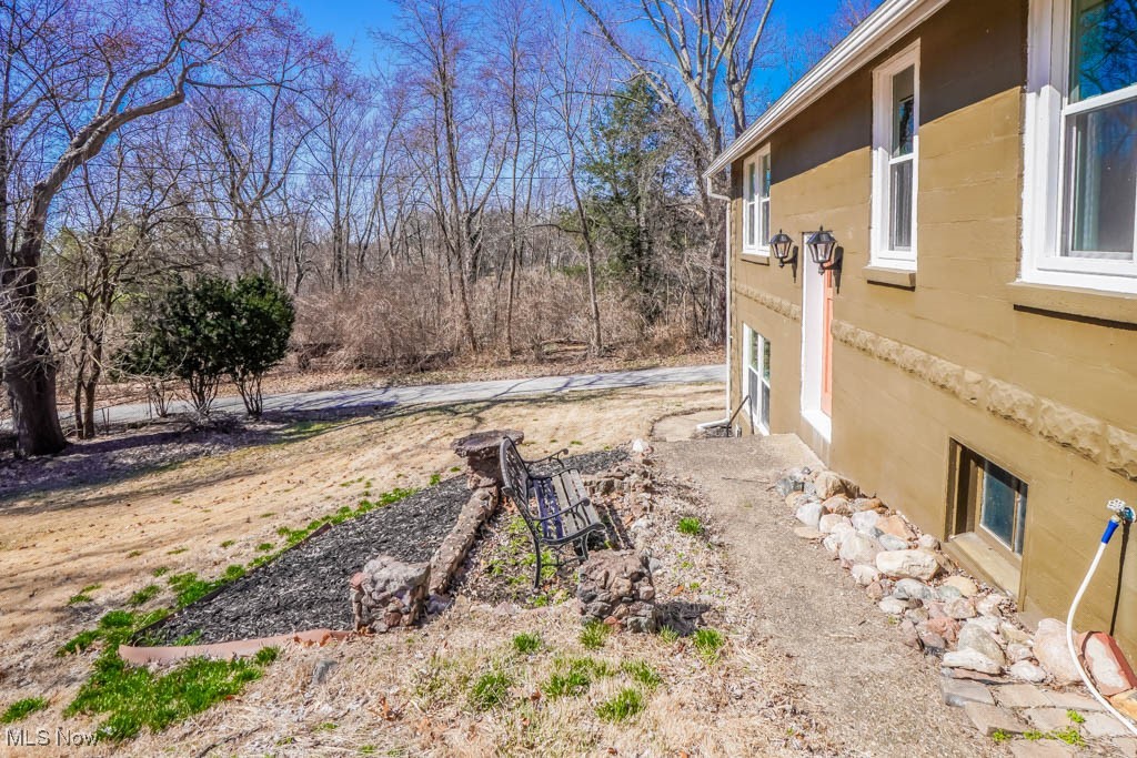 541 Canova Drive, Akron, Ohio image 43