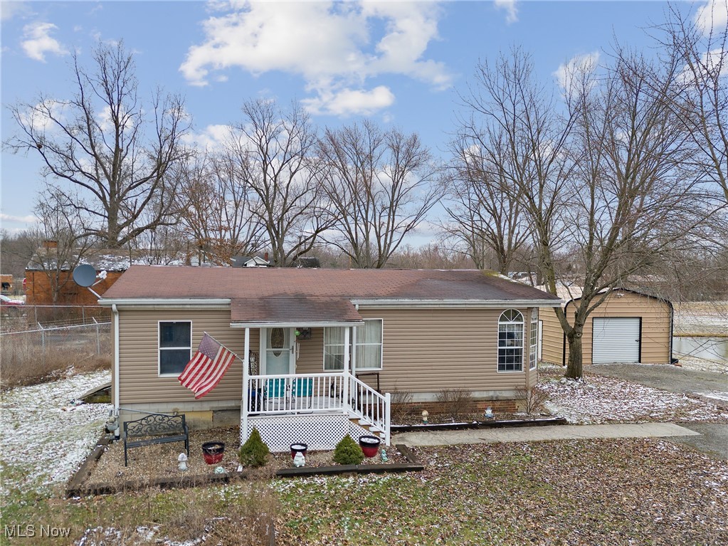 11392 Tullis Avenue, Alliance, Ohio image 1