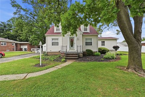 Homes For Sale - 369 E 46th Street<br/> Lorain, OH 44052