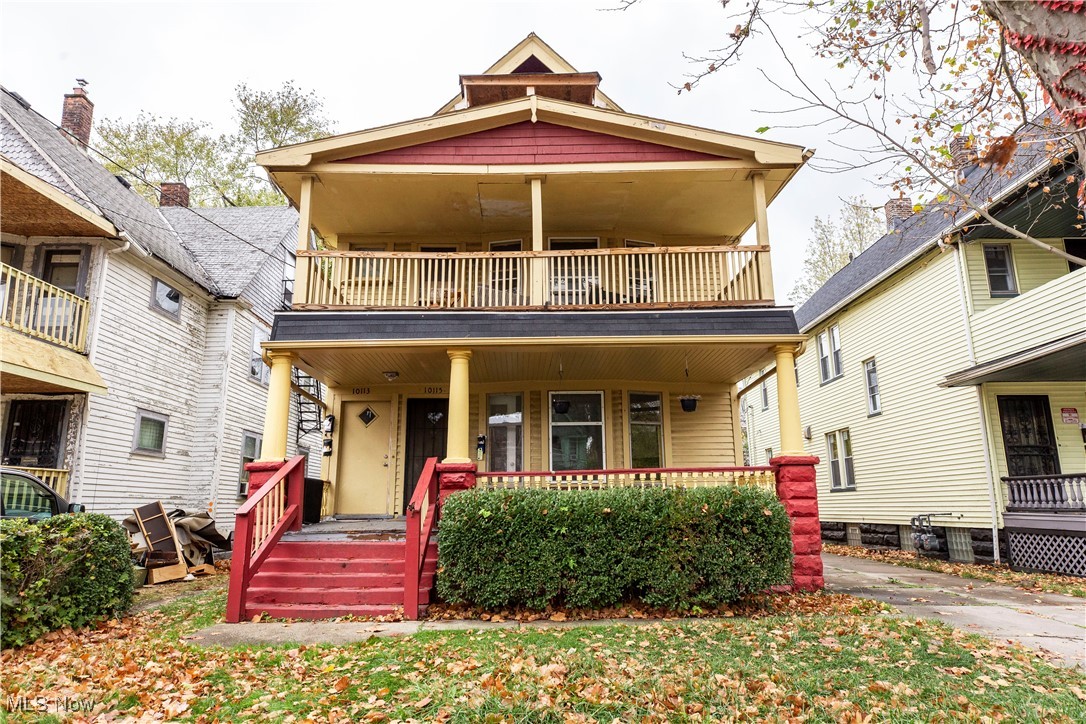 Don't miss out on this well-maintained, updated triplex located just minutes from Cleveland Clinic Main Campus and Case Western University. The triplex features two spacious 2-bedroom, 1-bath units and one 1-bedroom, 1-bath unit, offering versatile rental options totaling 2,738 sq ft.
The middle unit is currently occupied by a long-term tenant paying $700/month, providing immediate rental income. The other two units are vacant and ready for new tenants, giving you the flexibility to set market rents. Given the prime location, this property is ideal for medical professionals, students, families or faculty looking for convenient living spaces close to Cleveland?s top institutions.
Recently updated throughout, this property is move-in ready with modern finishes and excellent potential for further value appreciation. Whether you're an experienced investor or a first-time buyer looking to start your portfolio, this triplex offers strong cash flow potential with room for growth.
Don't miss out on this steal of an opportunity!