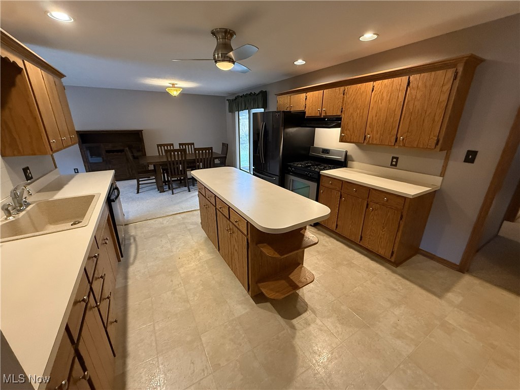 Larkins 1st Add - Residential