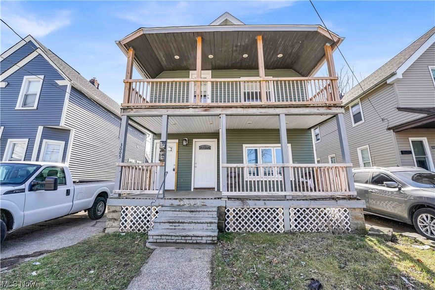3005 Delmar Ave UP, Cleveland- Spacious 2 bed 1 bath multi-family home! //

$ 950 rent / $ 950 deposit //
$49 application fee per adult //
1-2 pets OK with approved PetScreening and PetFee.(Some breed restrictions apply per HUD guidelines). //
NO SMOKING //
1 time $129 non-refundable set up fee paid at lease signing //

$30/month required resident benefit package; can include personal property/liability insurance for an additional $5/month for $35/month total. //

All applicants are required to fill out a PetScreening application, found on our website directly on the application before being processed. Even if you have NO pets - this application must be filled out. One time, non-refundable pet fee of $200-500 per animal applies to all pets & must be paid prior to or when you pay your first month rent. (No fee for qualified assistance animals). //

Our application is processed through secure site: Findigs, and they require ID and income verification. Without this, your application will not be processed. They offer 24/7 chat support on their application directly if you have any questions. //

BEDROOMS: 2 //
BATHROOMS: 1 //
APPLIANCES PROVIDED: Fridge, stove, microwave, and dishwasher //
UTILITIES / RESIDENT RESPONSIBILITY:  Resident pays gas and electric and is responsible for snow removal //

Serious inquiries only.