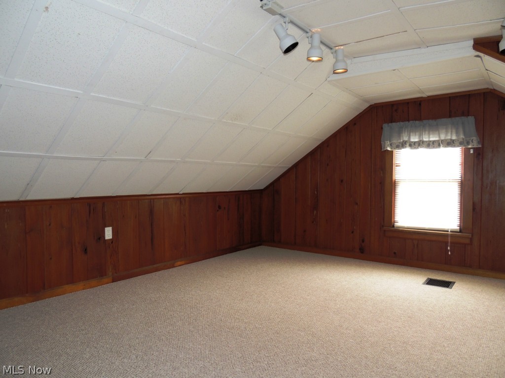 Ackley Homestead - Residential