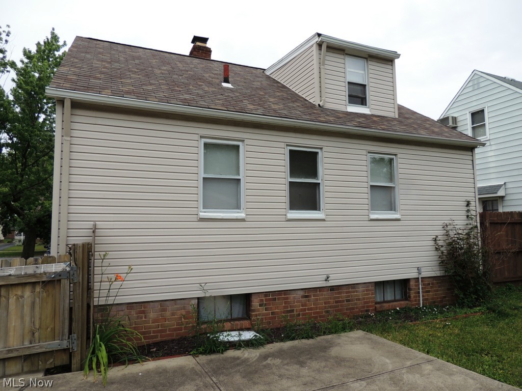 Ackley Homestead - Residential