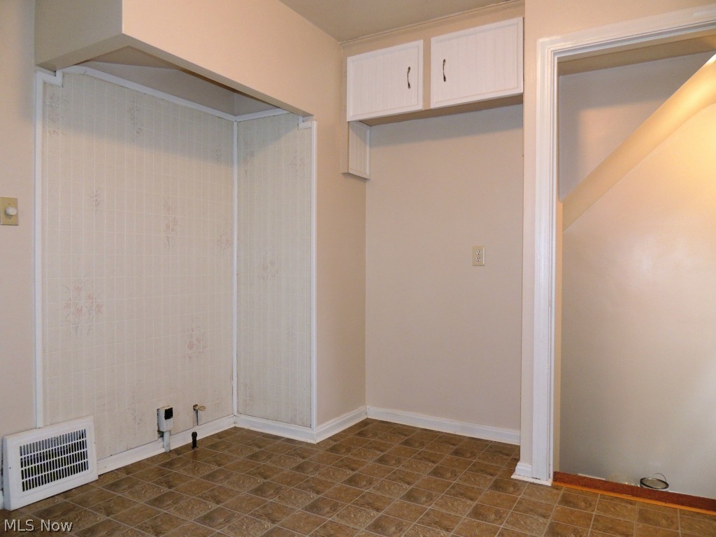 Ackley Homestead - Residential