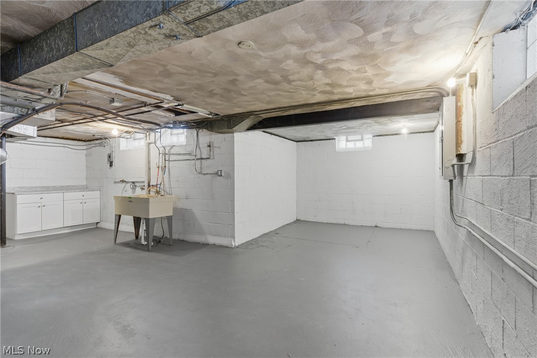 Van Sweringen Company - Residential