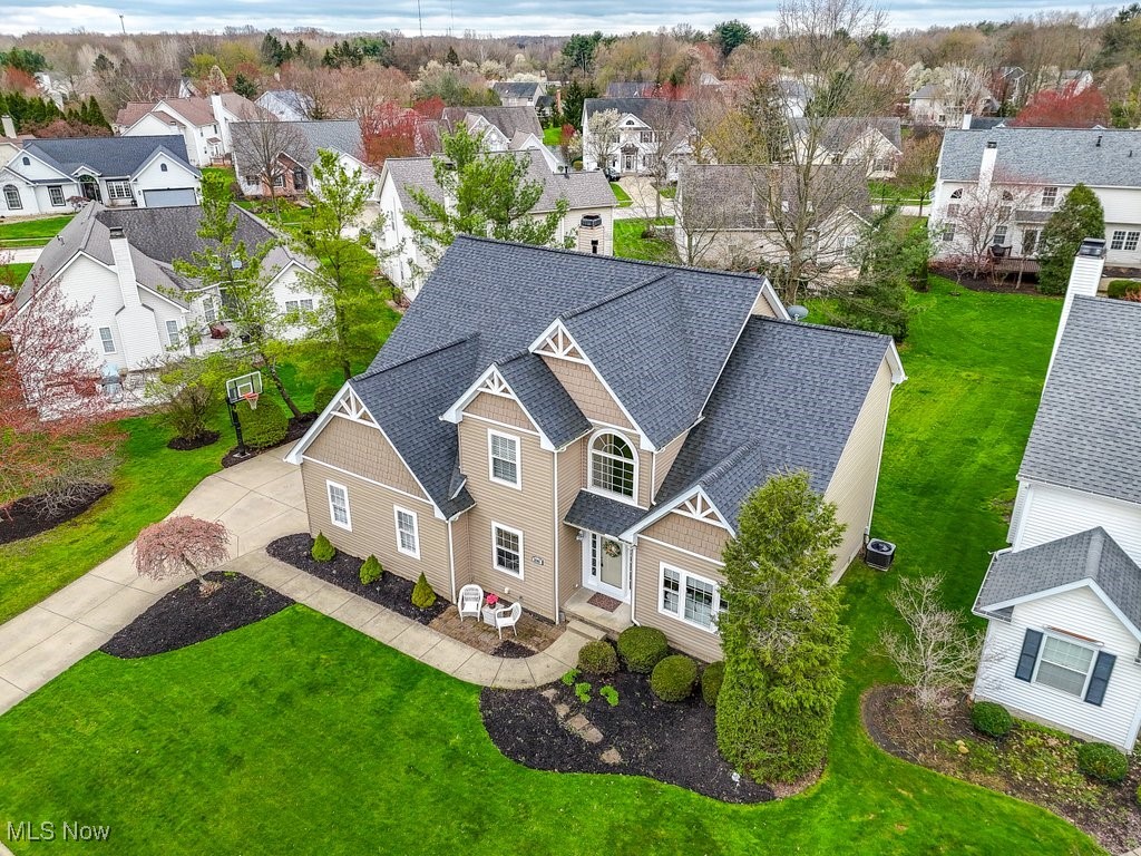 2946 Greenspire Lane, Fairlawn, Ohio image 3