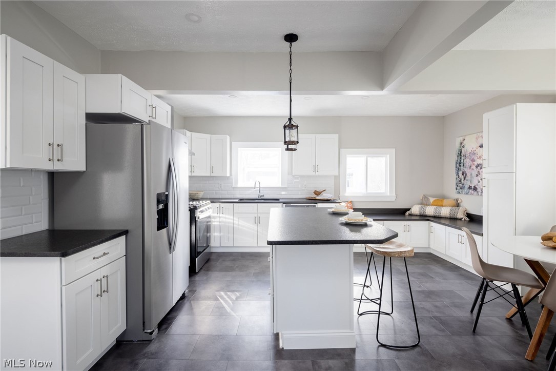 Meadowbrook Land Co's Meadowbr - Residential