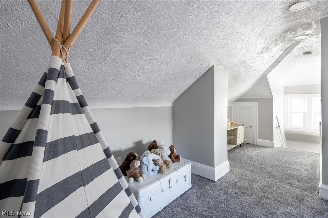 Meadowbrook Land Co's Meadowbr - Residential