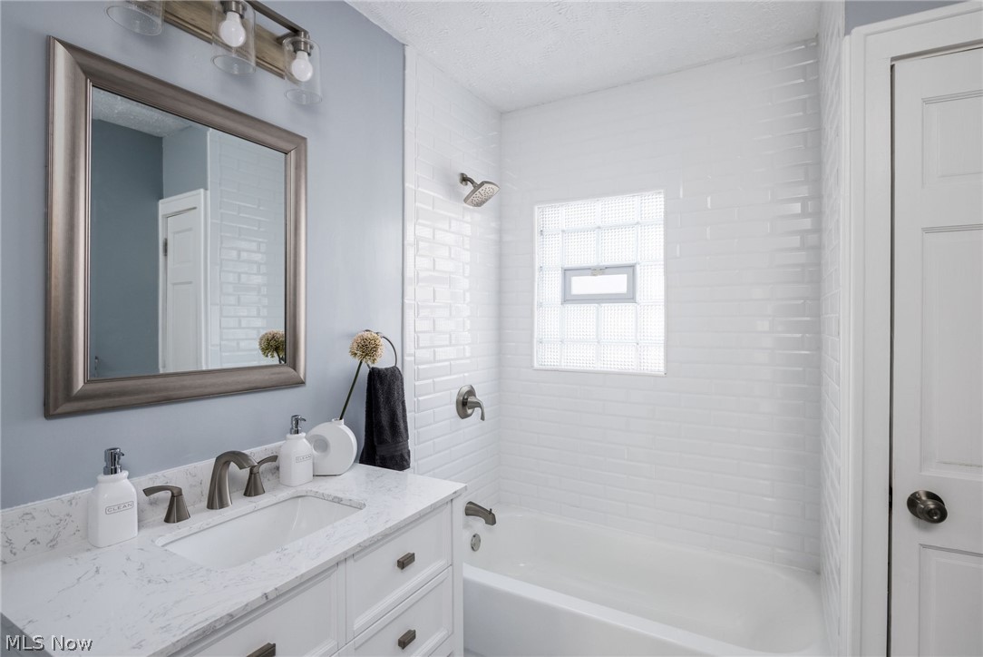 Meadowbrook Land Co's Meadowbr - Residential