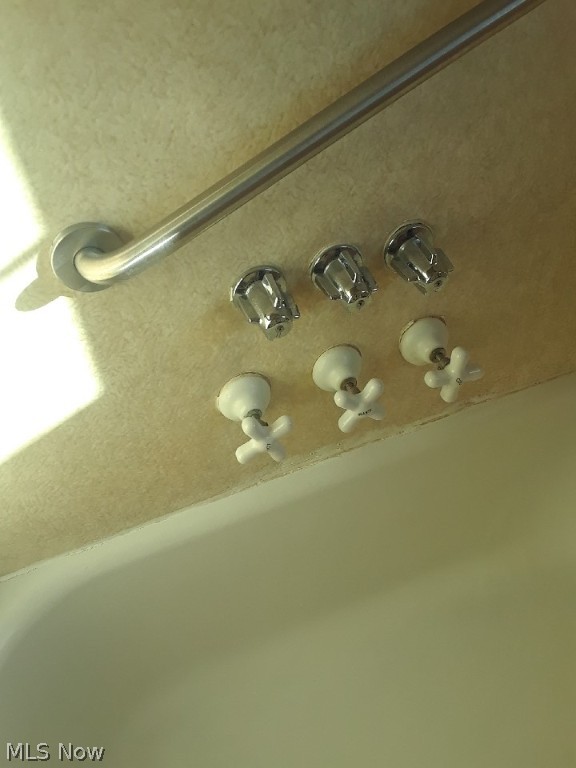 Ins Kennedy 03 - Residential Lease