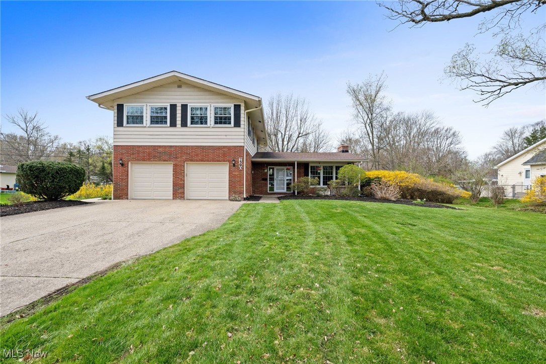 7590 Little Mountain Road, Mentor, Ohio image 2