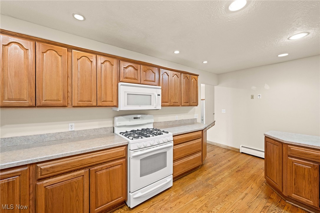 7590 Little Mountain Road, Mentor, Ohio image 16