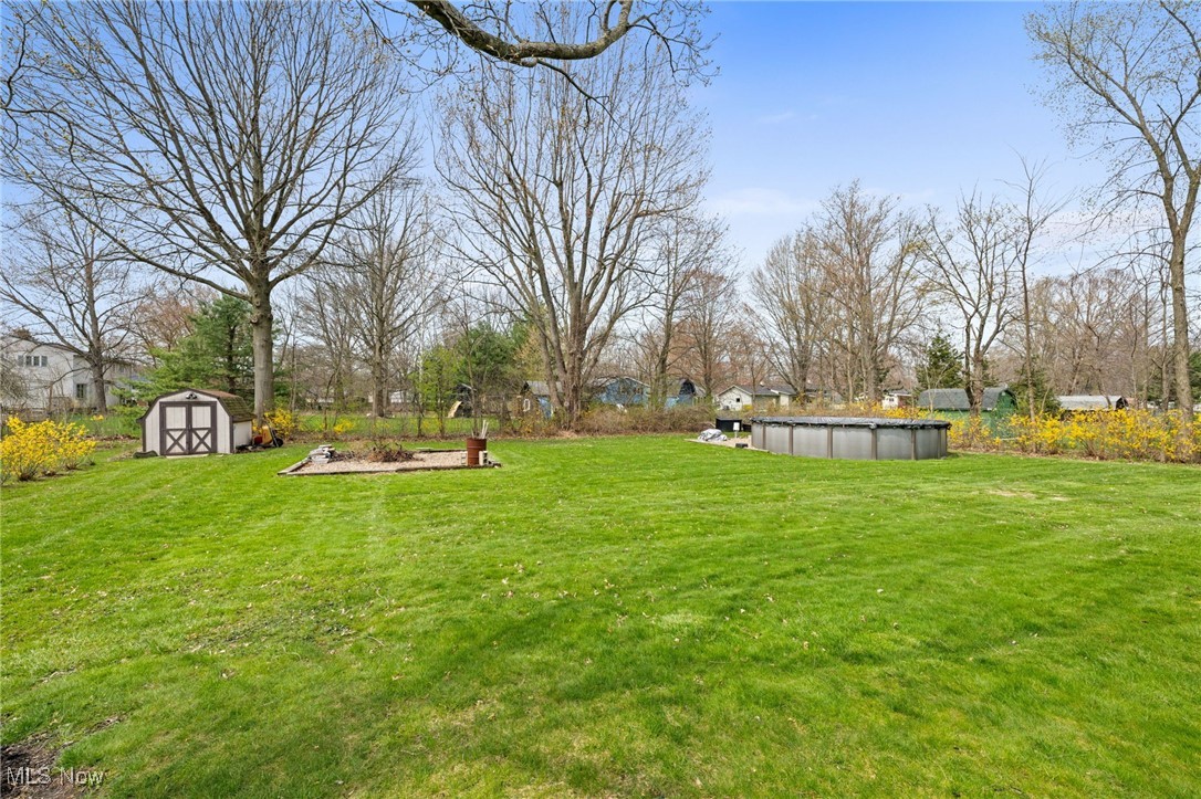 7590 Little Mountain Road, Mentor, Ohio image 37
