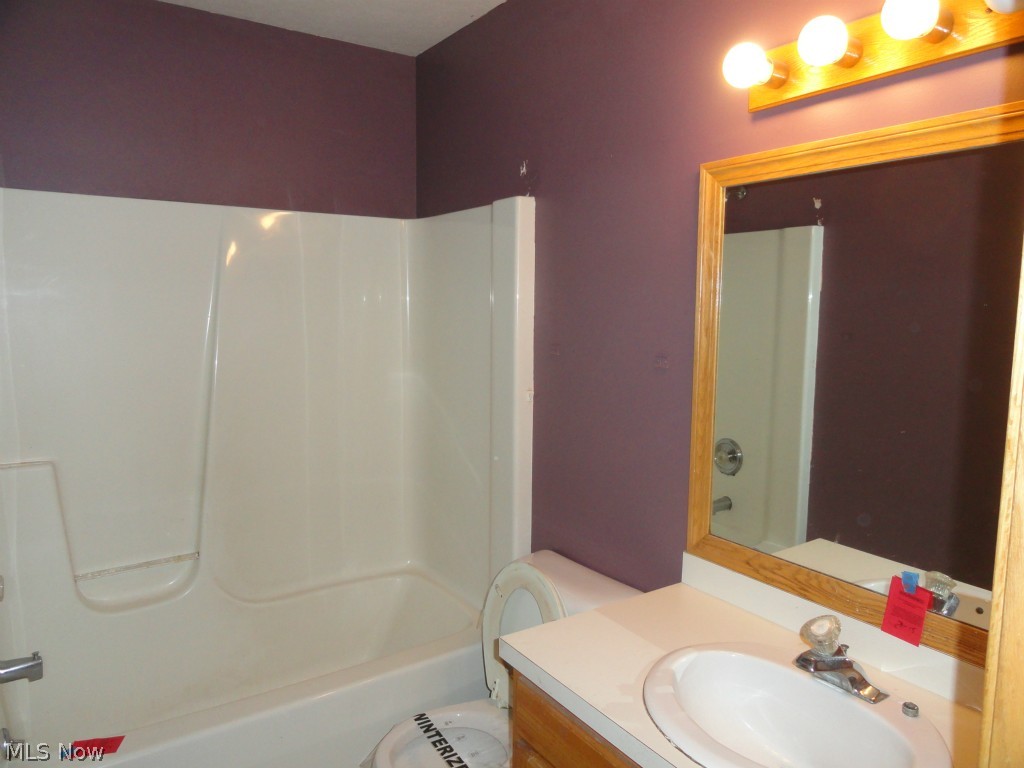 Pine Knoll Estates - Residential