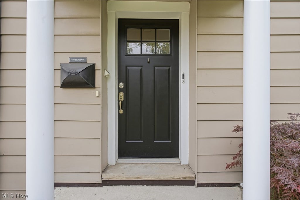 Photo of 15712 Chadbourne Road, Shaker Heights, OH 44120 (MLS # 5221105)