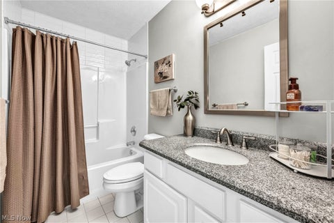 Tiny photo for 11395 Somerset Trail, Concord Township, OH 44077 (MLS # 5209478)