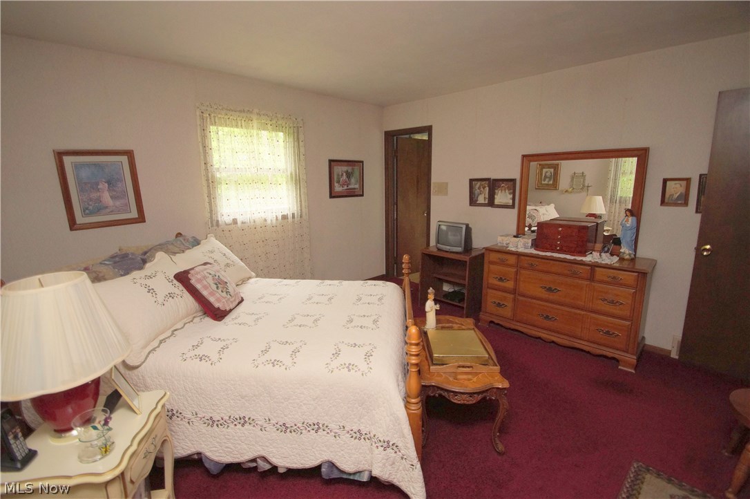 Holmes Tr - Residential