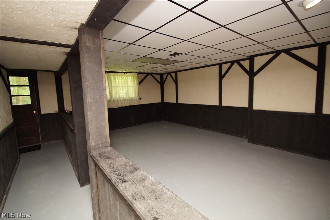 Holmes Tr - Residential