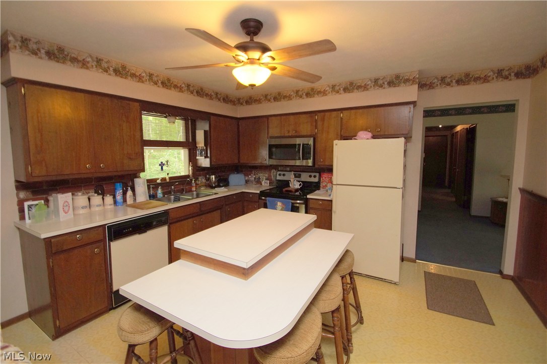 Holmes Tr - Residential