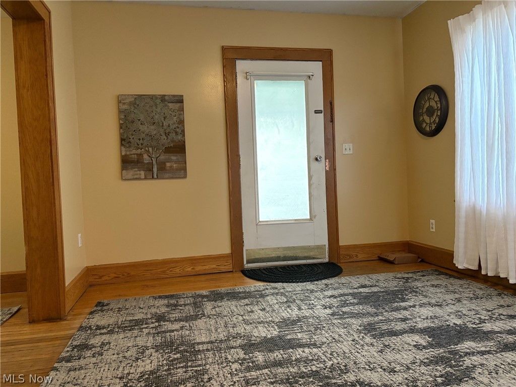 Photo of 733 Damon Street, Akron, OH 44310 (MLS # 5198539)