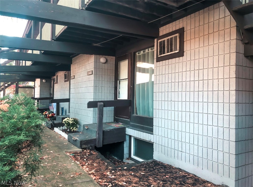 Timber Top Condo - Residential