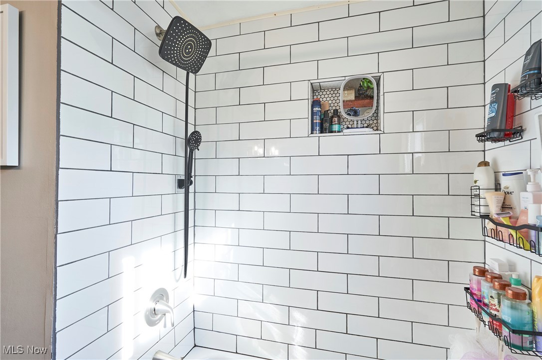 Painesville, Ohio 44077, United States, 3 Bedrooms Bedrooms, ,2 BathroomsBathrooms,Residential,Active,230314