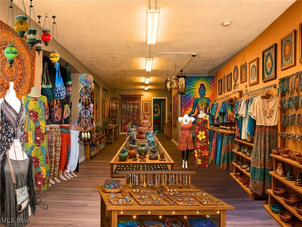 Mentor Manor - Commercial Lease