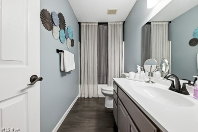 Shady Hollow Condo - Residential