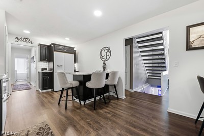 Shady Hollow Condo - Residential