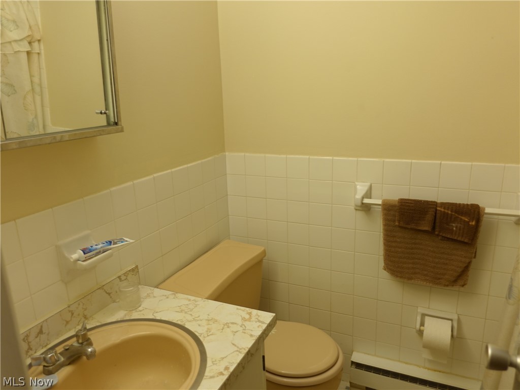 Silver Lake Towers - Residential