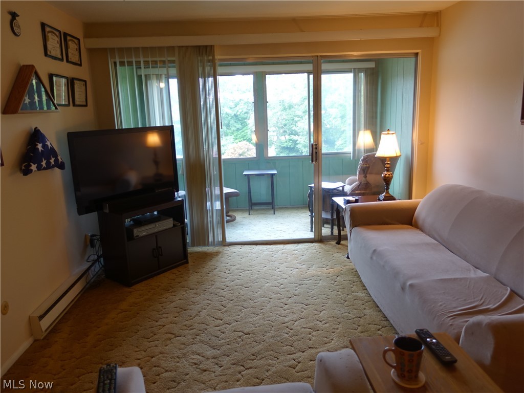 Silver Lake Towers - Residential