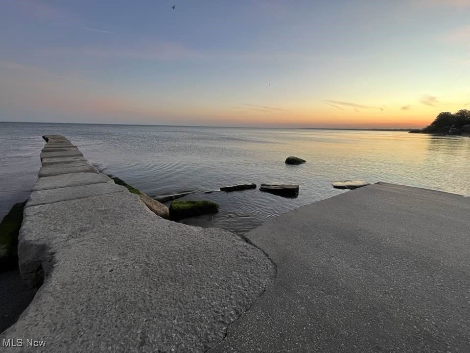 Krogh Syndicates Vermilion/Lk - Land