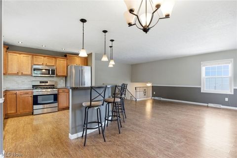 Tiny photo for 5132 Ridgeglen Circle NW, Canton, OH 44708 (MLS # 5187353)