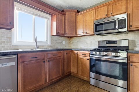 Tiny photo for 5132 Ridgeglen Circle NW, Canton, OH 44708 (MLS # 5187353)