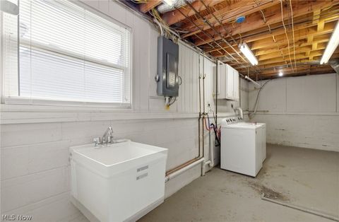 Tiny photo for 5132 Ridgeglen Circle NW, Canton, OH 44708 (MLS # 5187353)