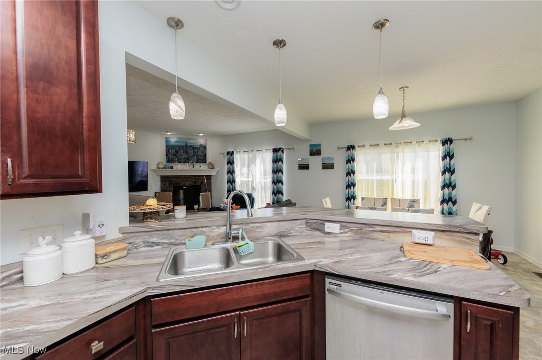 4545 Blush Court, Lorain, Ohio image 13