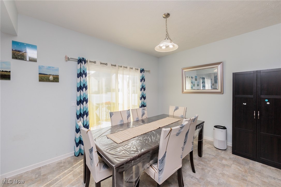 4545 Blush Court, Lorain, Ohio image 9