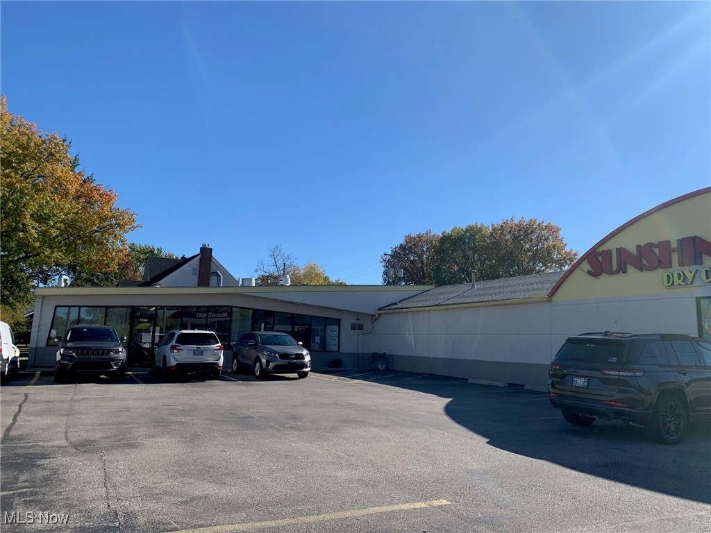 Riverview - Commercial Sale