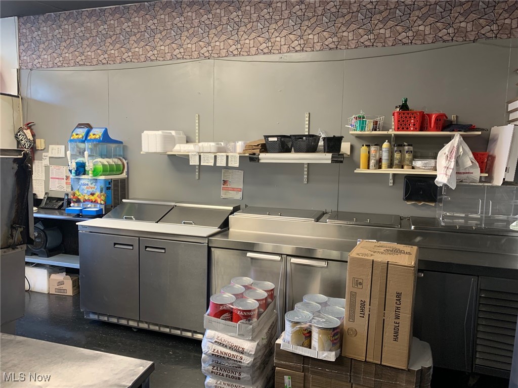 Riverview - Commercial Sale