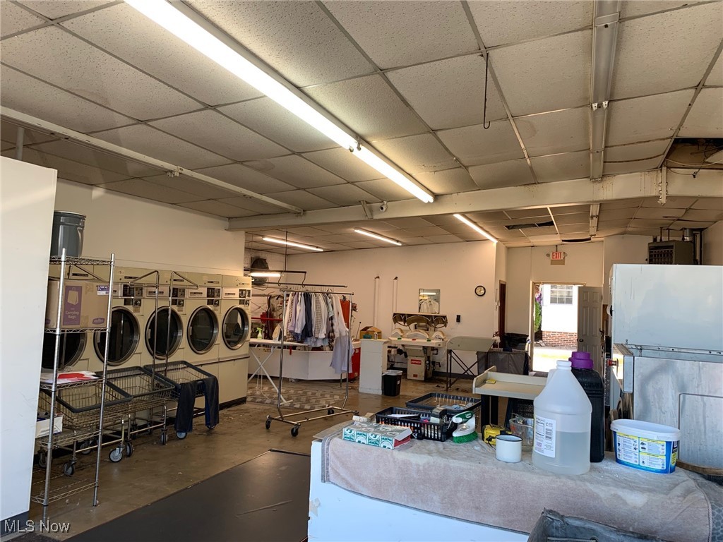 Riverview - Commercial Sale