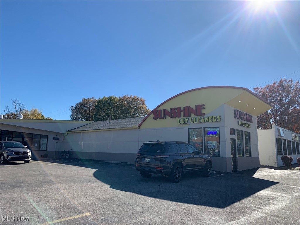 Riverview - Commercial Sale